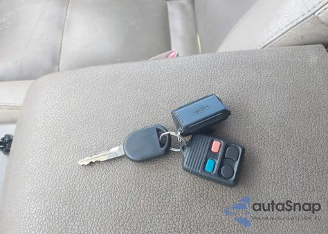 2007 Ford Explorer Xlt from USA, damaged, VIN 1FMEU73E77UB16711